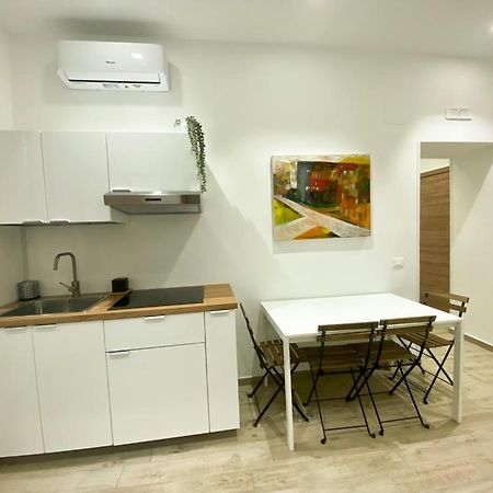 Residenza Sul Corso Apartment ซาแลร์โน ภายนอก รูปภาพ